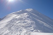 玩游戲，去滑雪大冒險(xiǎn)！現(xiàn)在你離滑雪大冒險(xiǎn)的腳步更近了。這款基于真實(shí)的滑雪場(chǎng)景設(shè)計(jì)的全新模擬游戲，讓你體驗(yàn)到前所未有的滑雪樂(lè)趣！，滑雪大冒險(xiǎn)，真實(shí)滑雪場(chǎng)景的真實(shí)模擬游戲即將來(lái)臨！