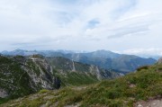 夢中的泥巴路，一段心靈的旅程