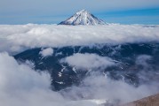 日本櫻島南岳山頂火山口噴發(fā)  煙霧高達(dá)3400米