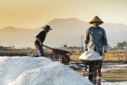 夢到守靈，一場心靈的旅程，夢中的守靈之旅，心靈的覺醒