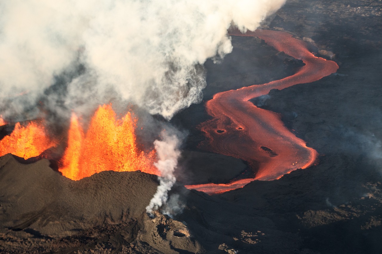 夢中驚現(xiàn)火山噴發(fā)